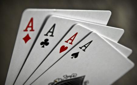 Каре в покере (фото)